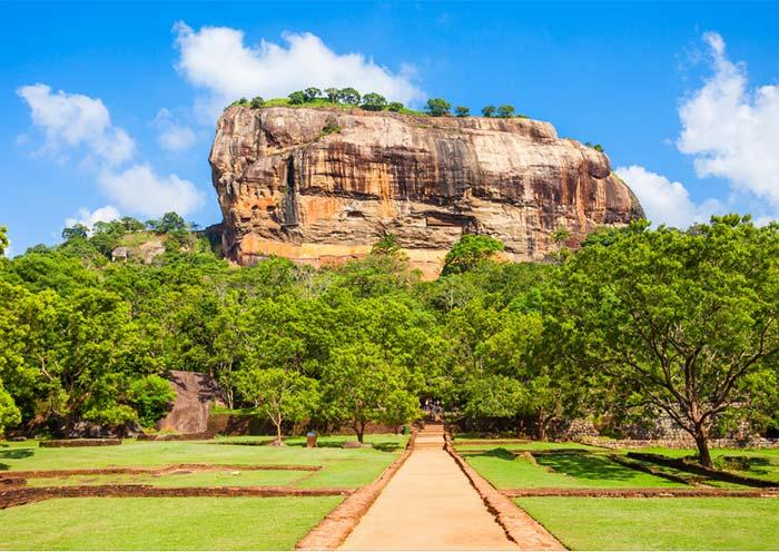 Galle to Sigiriya 2 Days 1 Night Tour | Ella, Nuwara Eliya & Sigiriya
